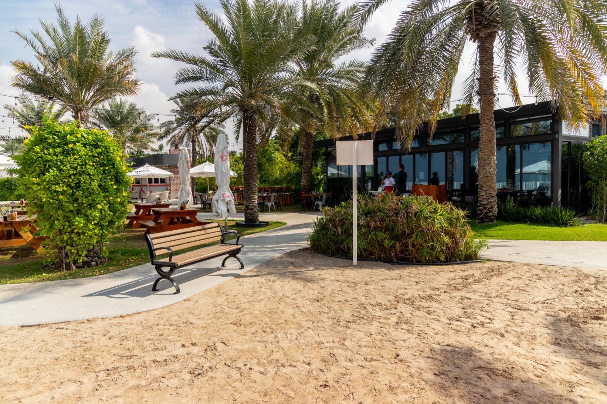 Barracuda Resort Umm al-Quwain Exterior foto